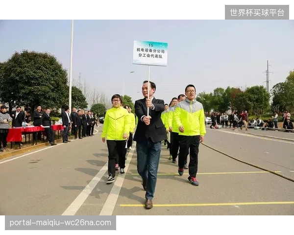 萨纳布里亚在国家队效率颇高，但俱乐部上场时间不足或影响其比赛状态，加尔内罗需激活他的最佳状态。